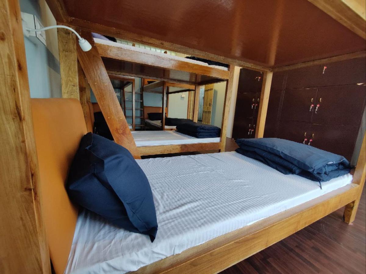 Tara Circle Hostel Дарджилинг Екстериор снимка