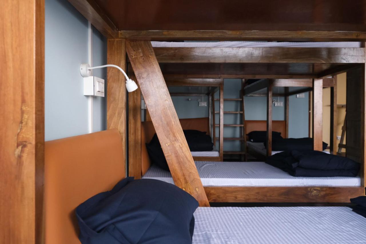 Tara Circle Hostel Дарджилинг Екстериор снимка