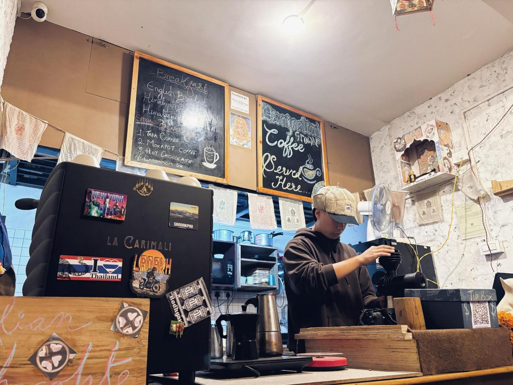 Tara Circle Hostel Дарджилинг Екстериор снимка